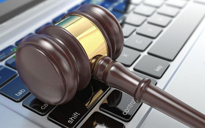  Участие в торговых процедурах, сопровождение до заключения контракта<br>